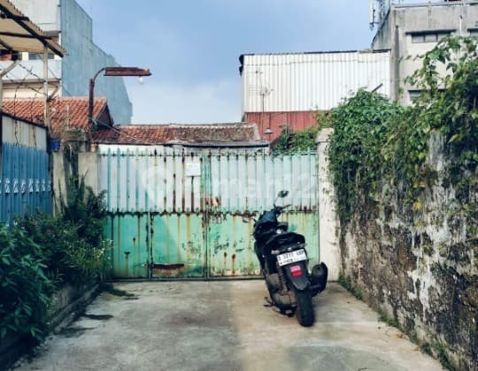 Strategic Land in the Center of Bandung City