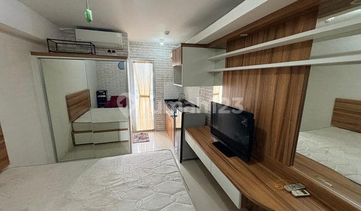 Rent Studio Above Mall at Bassura City Apartment, Alamanda Tower