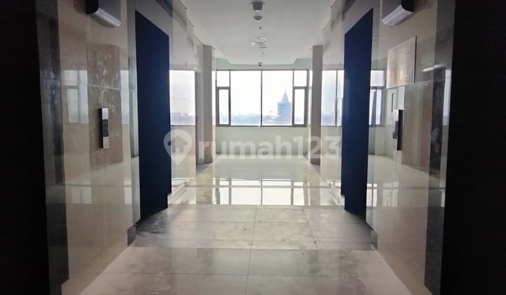 Nipah Tower Office, di Jl. Urip Sumoharjo