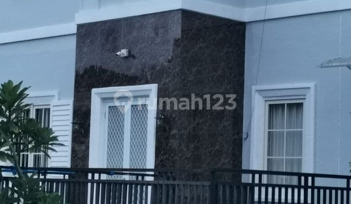 Rumah Mewah Full Furnished di The Pavilion no. 3 SHM