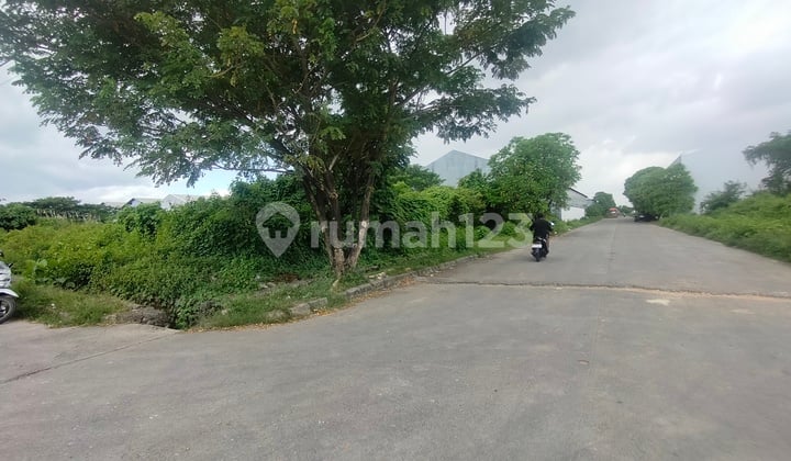 Land for Rent in Pattene, Maros, 10,000 m². Certificate of Ownership - SHM