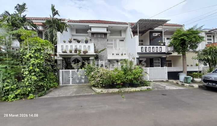 Dijual Rumah Bagus 2 Lantai Sudah SHM di Perumahan Jakasampurna Galaxy Bekasi ( Belakang Lia Galaxy)