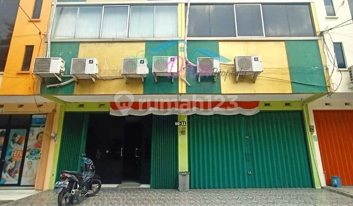 RUKO GANDENG 2 DI PINGGIR JALAN UTAMA KONDISI BAGUS dan SUDAH SHM di MALAKA COUNTRY