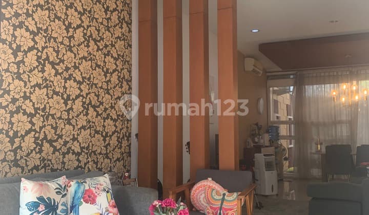 Rumah Murah di Bintaro Sektor 5 Ada Halaman Belakang Terbuka Siap Huni