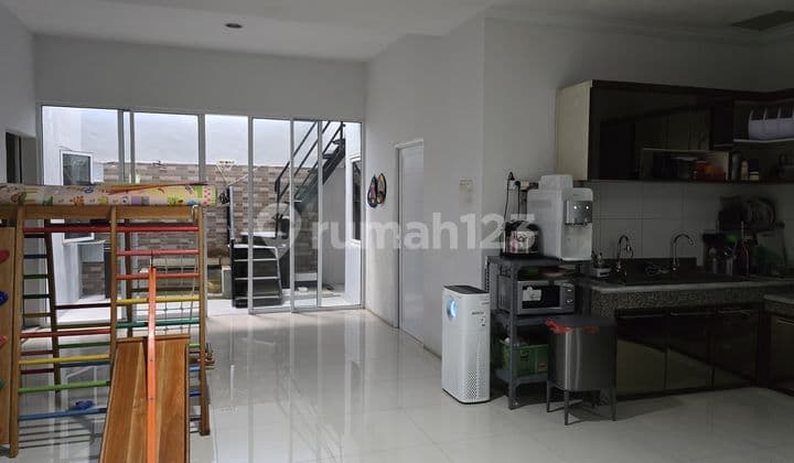 Rumah Komersial di Kencana Loka BSD bisa Bangun 2 Ruko