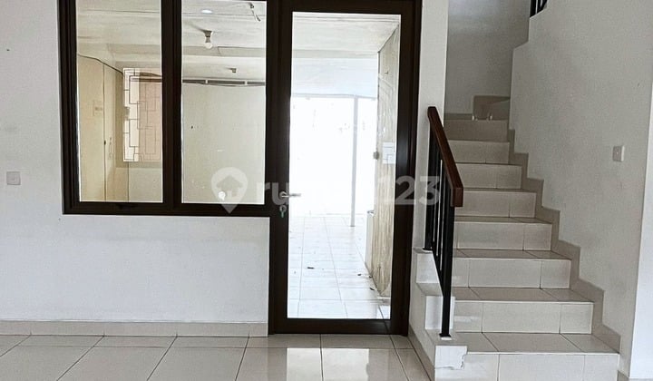 Rumah Di Bsd Serpong Tangerang 2 Lantai Siap Huni Lokasi Dekat Tol