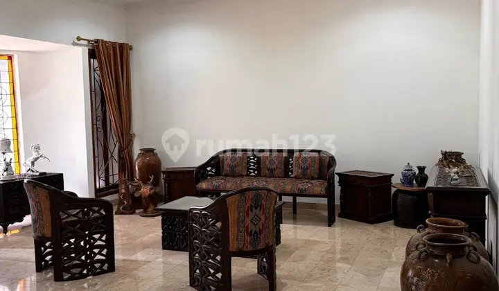 House in Pondok Indah Below Market Price Large Land Area Located Within the Residential Area
