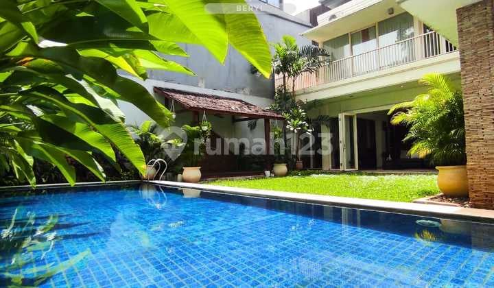 Rumah Di Senayan Bintaro 2 Lantai Ada Kolam Renang Lokasi Premium
