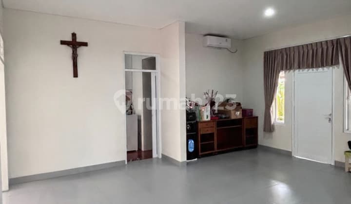 Rumah Hook Murah di Bintaro Sektor 1 Luas Tanah Besar Dekat Akses KRL