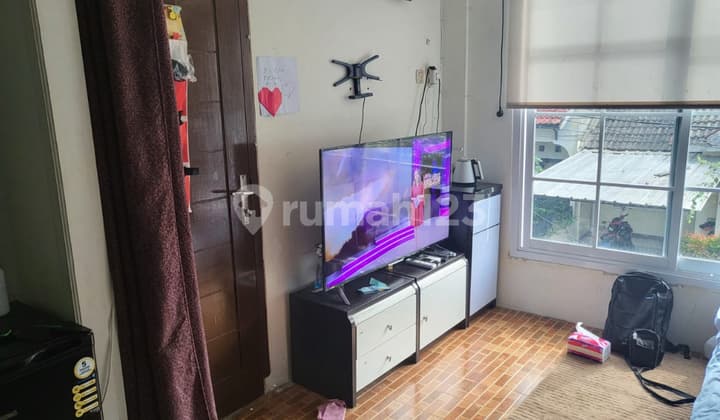 Affordable 2-Story House in Graha Bintaro Strategic Location