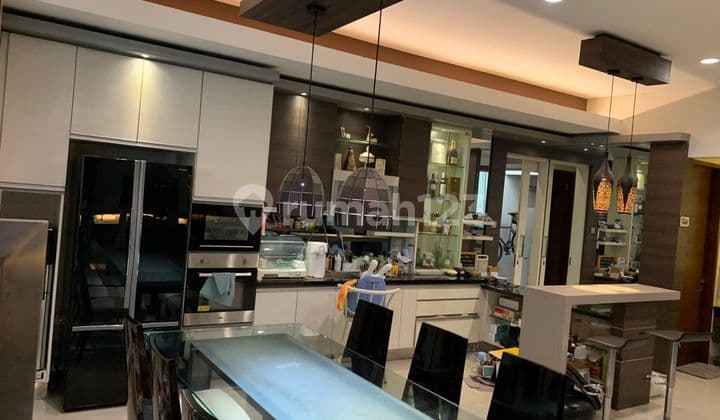 For Sale Move-In Ready House on Jl Galunggung Gatot Subroto