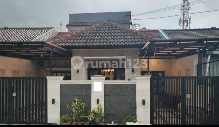 Dijual Cepat Rumah Bagus Dikomplek Mutiara Antapani Bandung.