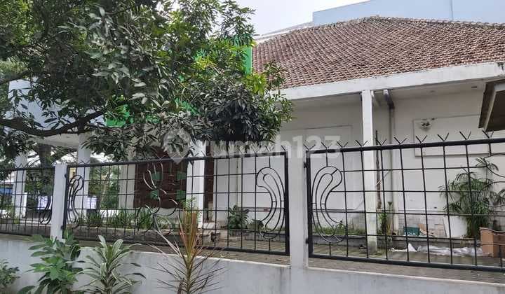 Disewakan Rumah Sayap Riau Bandung