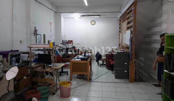 2 Cihampelas Street Shop House