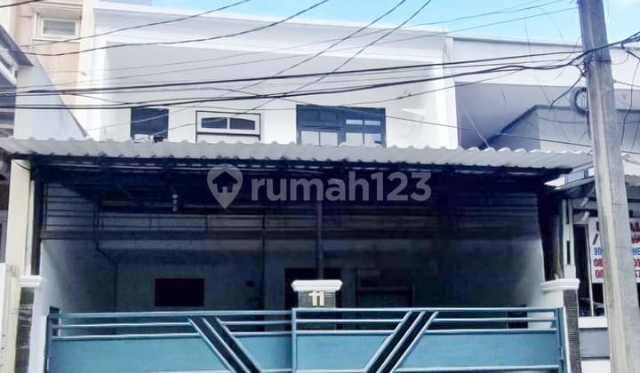 Rumah Nyaman Depan Taman Di Sunter Bisma