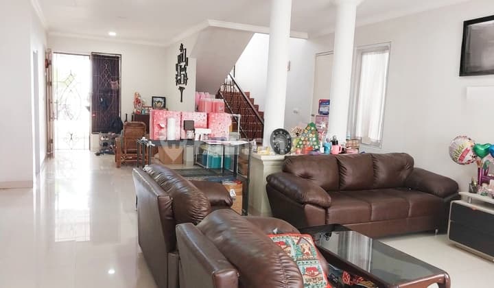 Quick Sale: Oleaster Cluster House in Gading Serpong