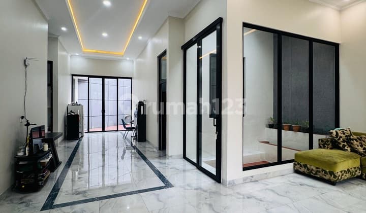 Jual Cepat Villa Melati Mas 218M Minimalis Modern