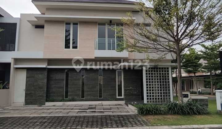 Rumah 2 Lantai Pemandangan Gunung Semeru di Kahuripan Terrace Sidoarjo