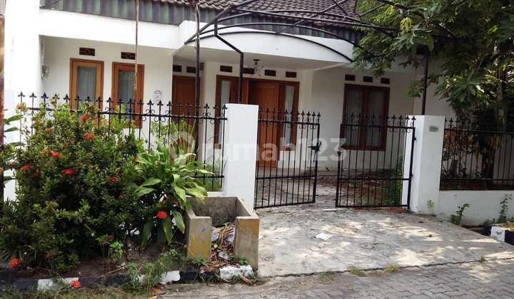 Disewakan Rumah Strategis di Kawasan Ketintang Permai Dekat Akses Tol Surabaya Malang