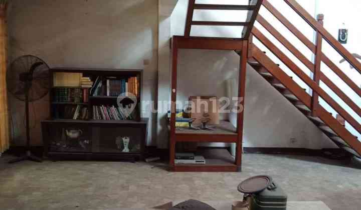 Rumah Siap Huni Darmo Permai Timur