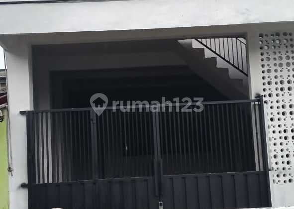 Dijual Rumah 2 Lantai Bebas Banjir di Lesanpuro Kedungkandang Malang