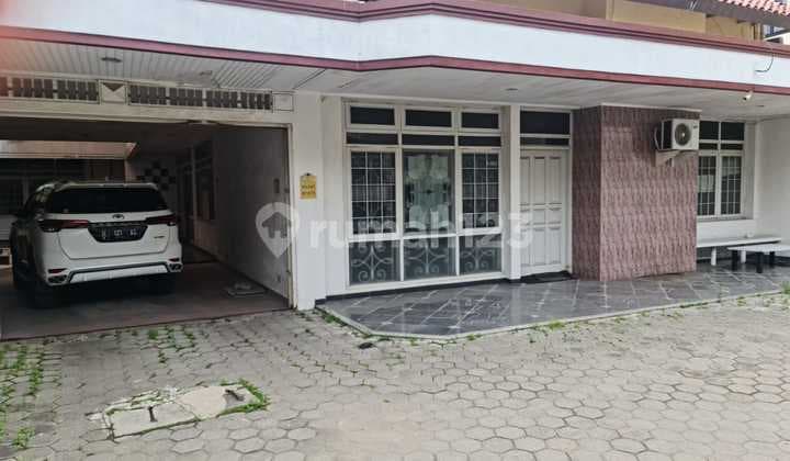 Disewakan Rumah Semifurnished Siap Huni di Taman Beringin Dekat Pusat Kota Semarang