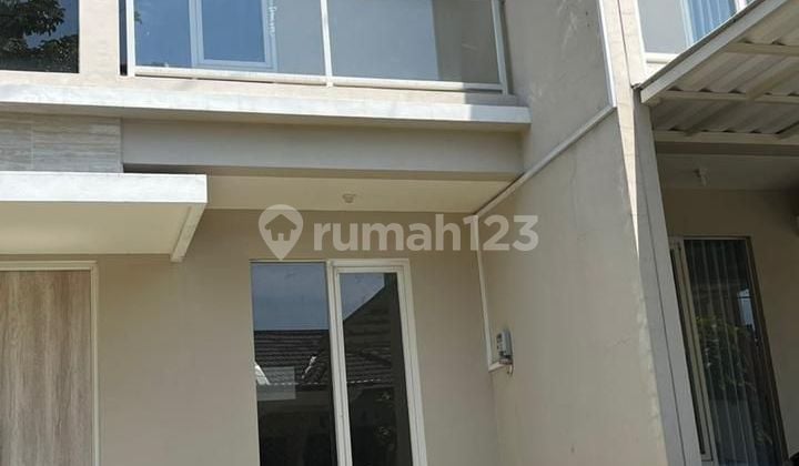 Nego Rumah 2 Lantai Dekat Akses ke Bandara Juanda di Perum Diamond Park