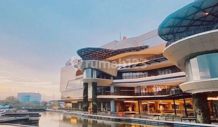 Baru Gress, Fully Furnished Mewah Unit Type 2 Br di Grand Sungkono Lagoon Surabaya