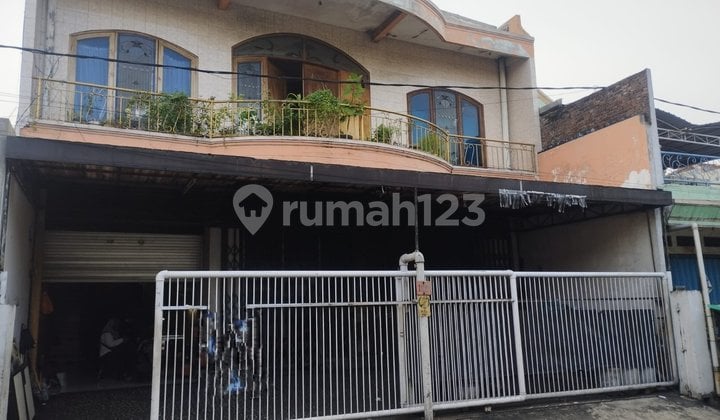 Rumah 2 Lantai Bebas Banjir di Girilaya Dekat Dukuh Kupang Surabaya