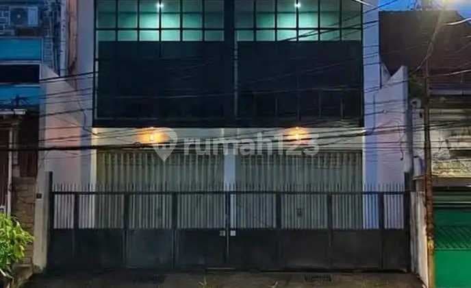 Ruko 3 Lantai Sangat Strategis di Darmo Baru Surabaya Barat