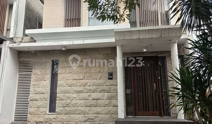 Rumah Cluster Greenhill 2 Lantai SHM Daerah Asri