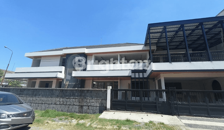 Rumah Bagus Sertifikat Hak Milik di RAYA KERTAJAYA INDAH TENGAH, Surabaya