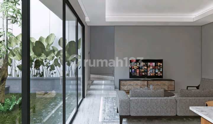 Rumah Bagus SHM di Pakuwon Indah, Surabaya