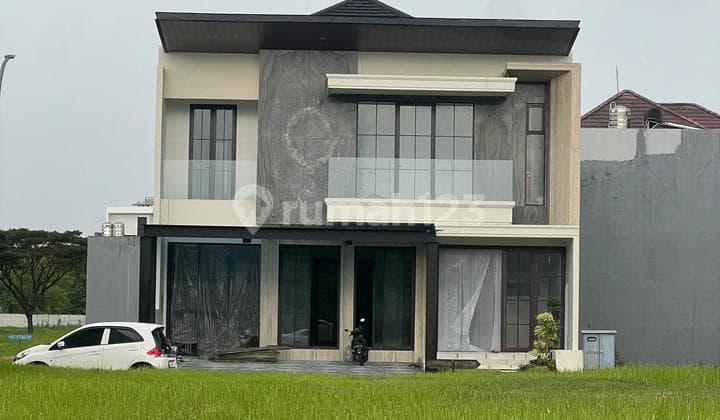 Luxurious 2-Story House, Freehold Title at Pakuwon City
