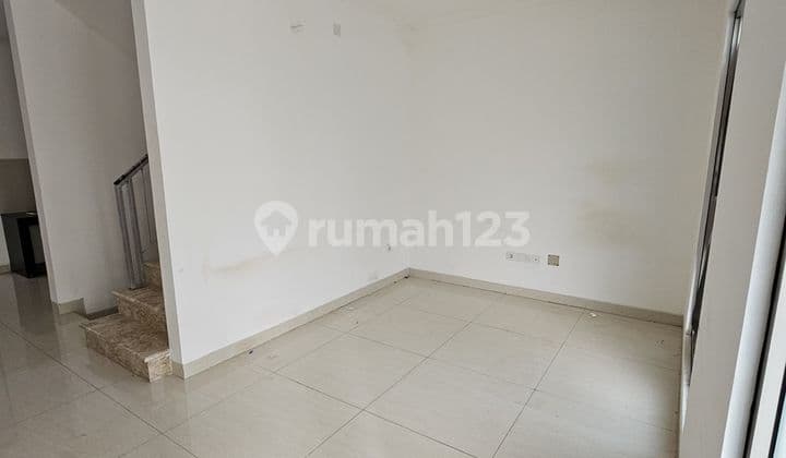 Disewa Rumah Golf Island Siap Huni Lokasi Strategis Murah