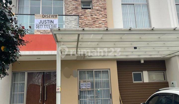 Rumah 2 lantai ukuran dan cluster favorit sudah tetpasang AC