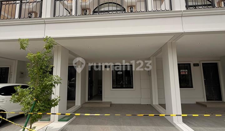 Rumah Baru 2 Lantai Pik2 Dekat Tol Cluster Baru