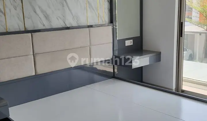 Rumah Minimalis Furnish Interior Bagus Siap Huni