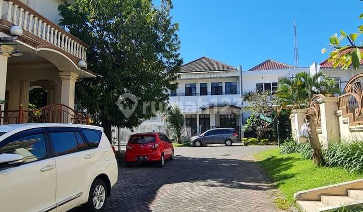 Rumah Villa Valensia Furnish Ciamik Terawat Siap Huni Harga Nego