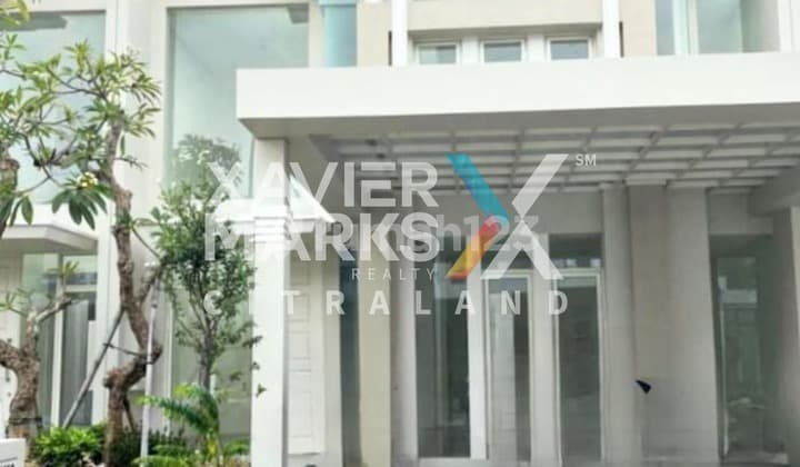 Rumah Grand Pakuwon Hunian Nyaman 2lt Siap Huni Nego
