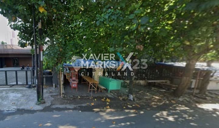 Dijual Rumah Hitung Tanah di Jl. Bali Surabaya