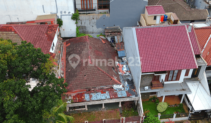 Dijual Bangunan Hitung Tanah di Kebayoran Baru. Jakarta Selatan