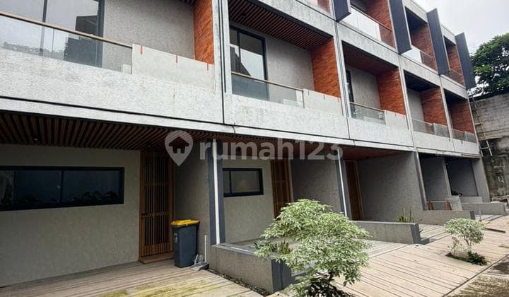 Dijual 3 Unit Town House Brand New Dalam Cluster di Bangka Jakarta Selatan