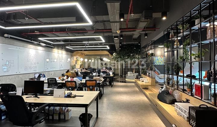 Dijual Ruang Kantor Office 8 Senopati. Jakarta Selatan