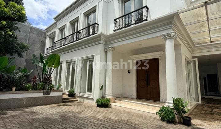 Dijual Rumah di Jl Wijaya. Kebayoran Baru. Jakarta Selatan