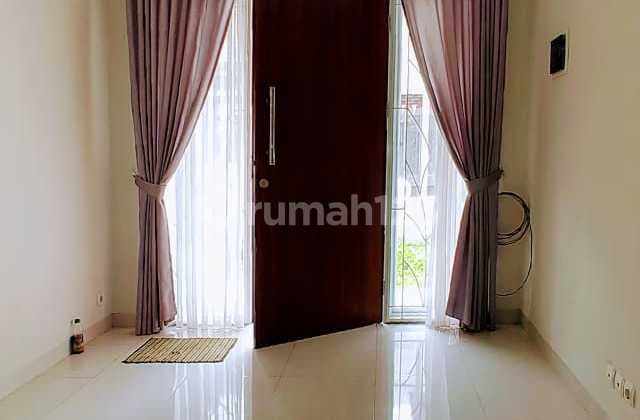 Candi Sawangan House, Depok