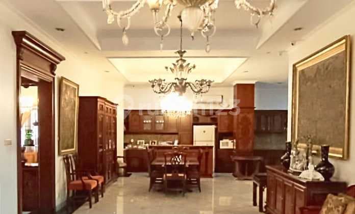 Rumah Wijaya, Luas, Asri, Strategis, Dekat Melawai