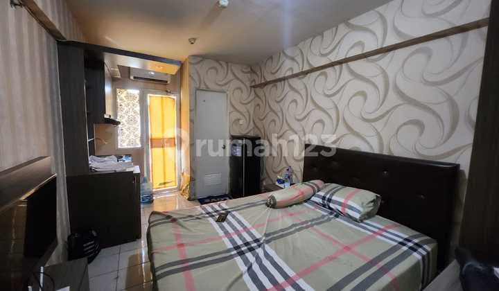 Green Pramuka Apartment Studio Furnished Good