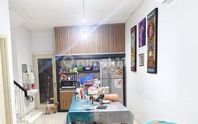 Cluster Amerika, Green Lake City, Cipondoh, Tgr..Dijual Rumah 2 Lt,Adap Timur Tenggara, Semi Furnish, Ac 3, Kitchen Set, Lemari Yg Menempel, Parkir Bs 2 Mbl, PLN 4400W, Air Pam, Shm.-M31l