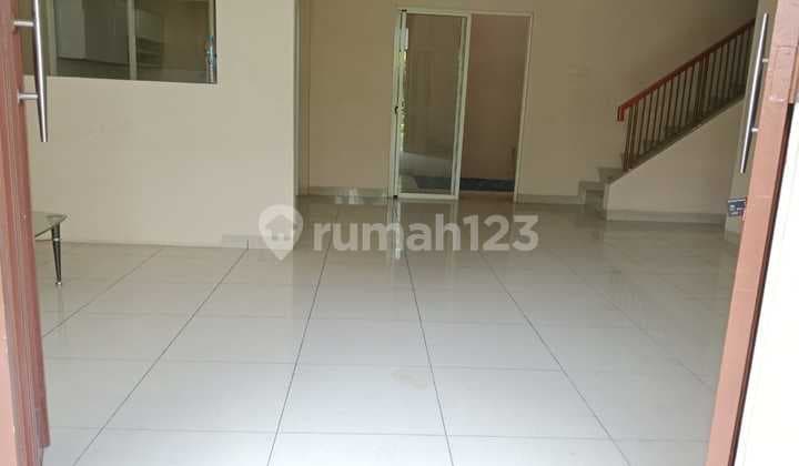 Cluster Hawaii, Puri Mansion, Jakbar..Dijual Rumah, Row Jln 2 Mobil, PLN 5500w, Air PAM.